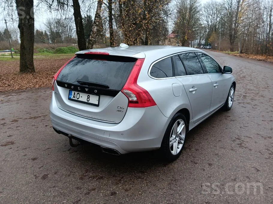 Volvo V60 2014 photo 5