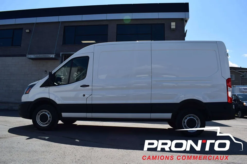 Ford Transit 2024 photo 3