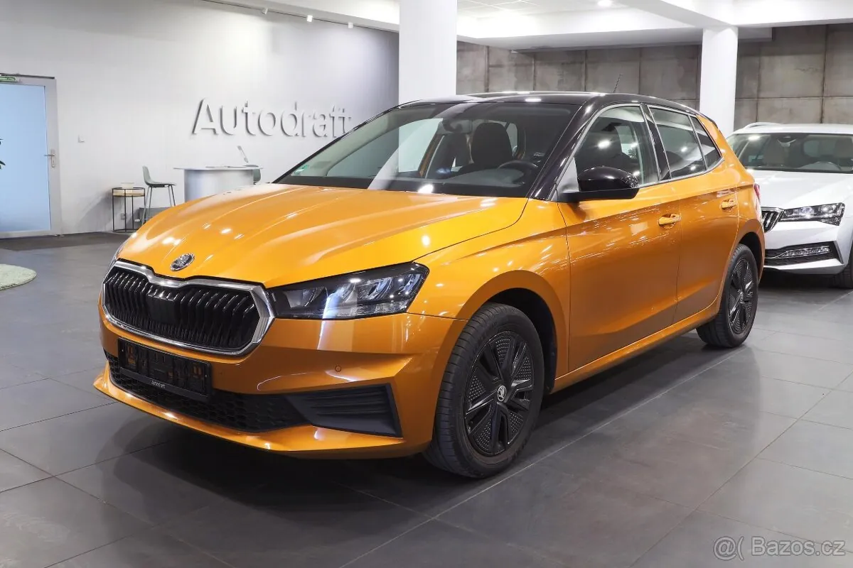 Skoda Fabia 2022 photo 2