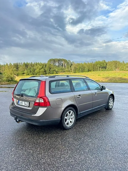Volvo V70 2009 photo 4