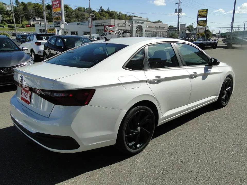 Volkswagen Jetta 2026 photo 2