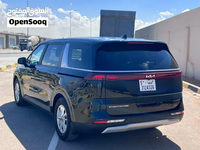 Kia Carnival 2022 photo 4