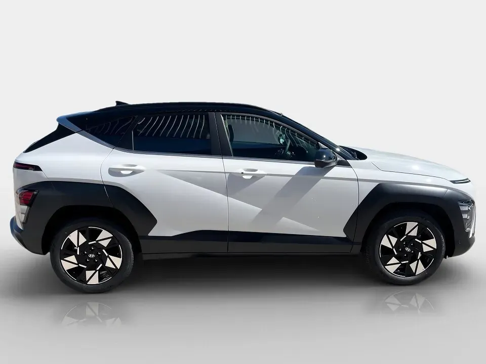 Hyundai Kona photo 3