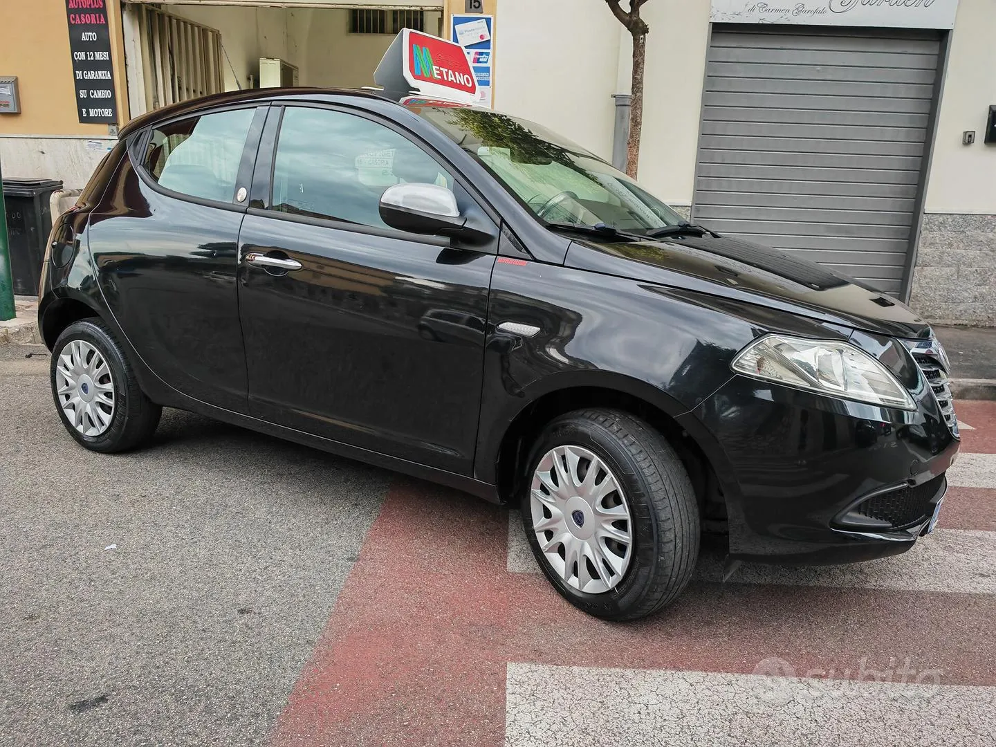 Lancia Ypsilon 2014 photo 2