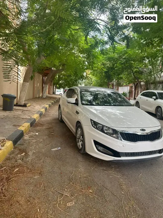 Kia K5 2011 photo 2