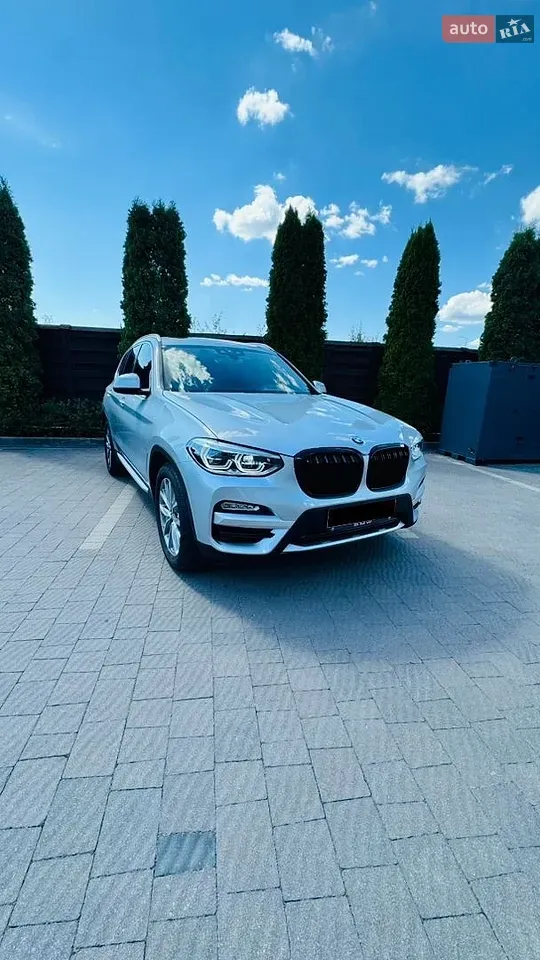BMW X3 2019 photo 3