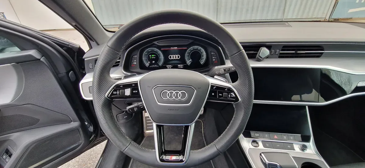 Audi A6 2023 photo 2