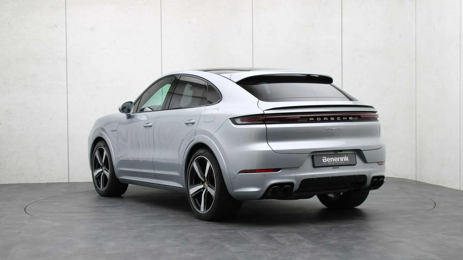 Porsche Cayenne 2024 photo 3