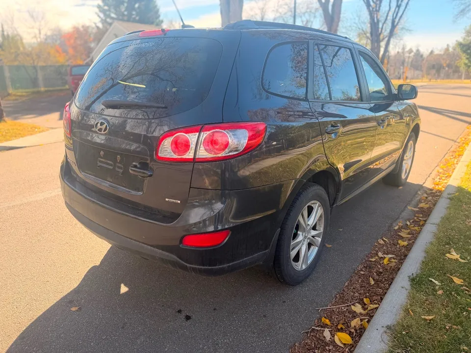 Hyundai Santa Fe 2012 photo 4