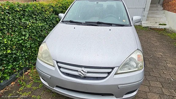 Suzuki Liana 2006 photo 2