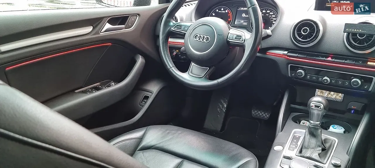 Audi A3 2015 photo 2
