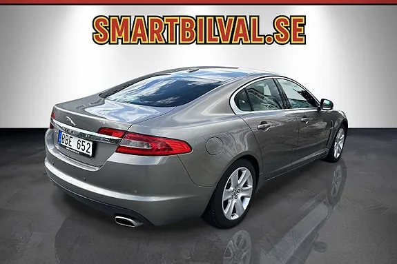 Jaguar Xf 2011 photo 5