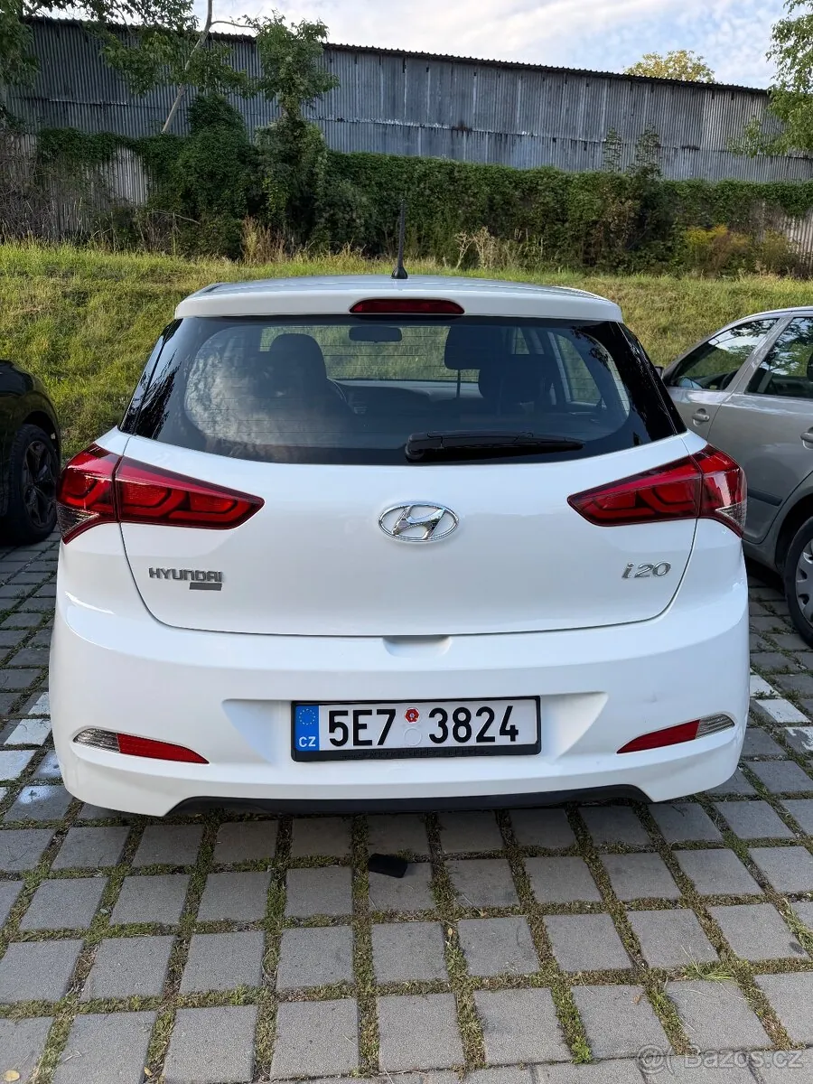 Hyundai I20 photo 2
