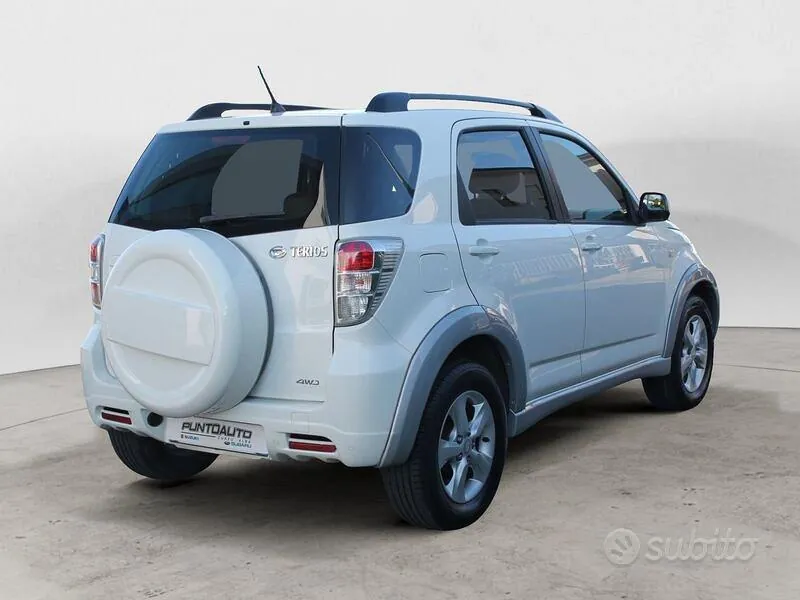 Daihatsu Terios 2009 photo 4