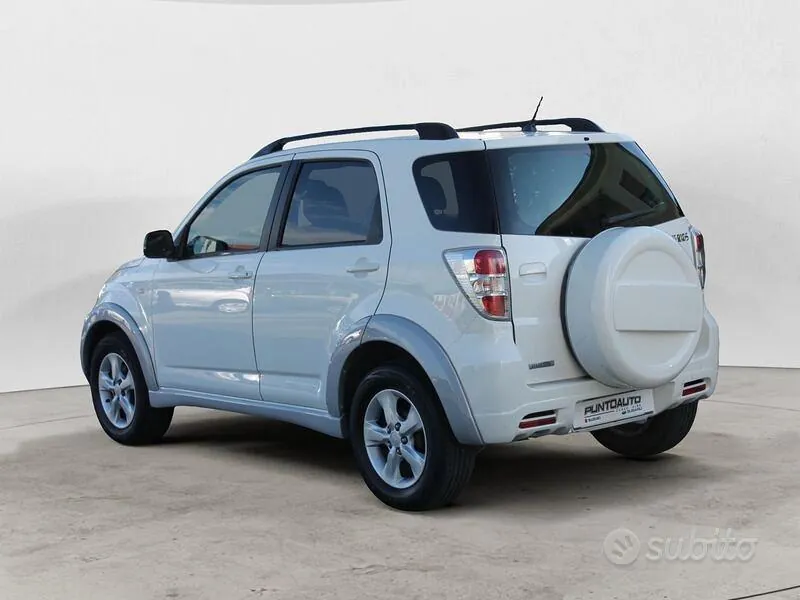 Daihatsu Terios 2009 photo 3