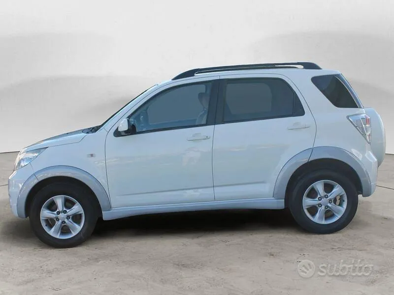 Daihatsu Terios 2009 photo 2