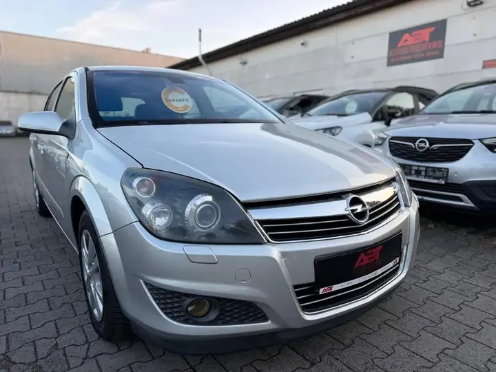 Opel Astra H