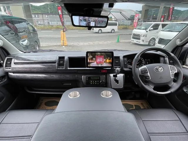 Toyota Hiace Wagon 2026 photo 2