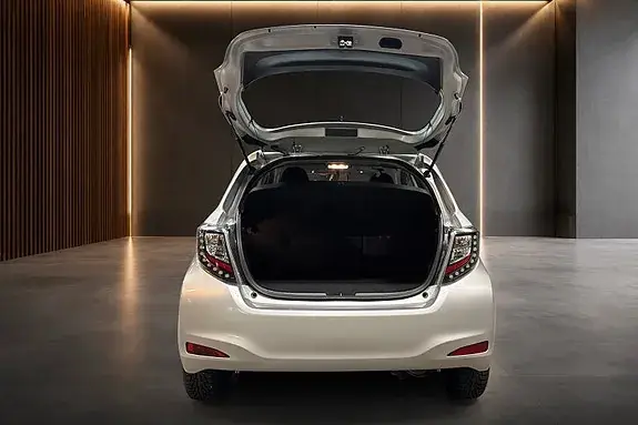 Toyota Yaris 2012 photo 5