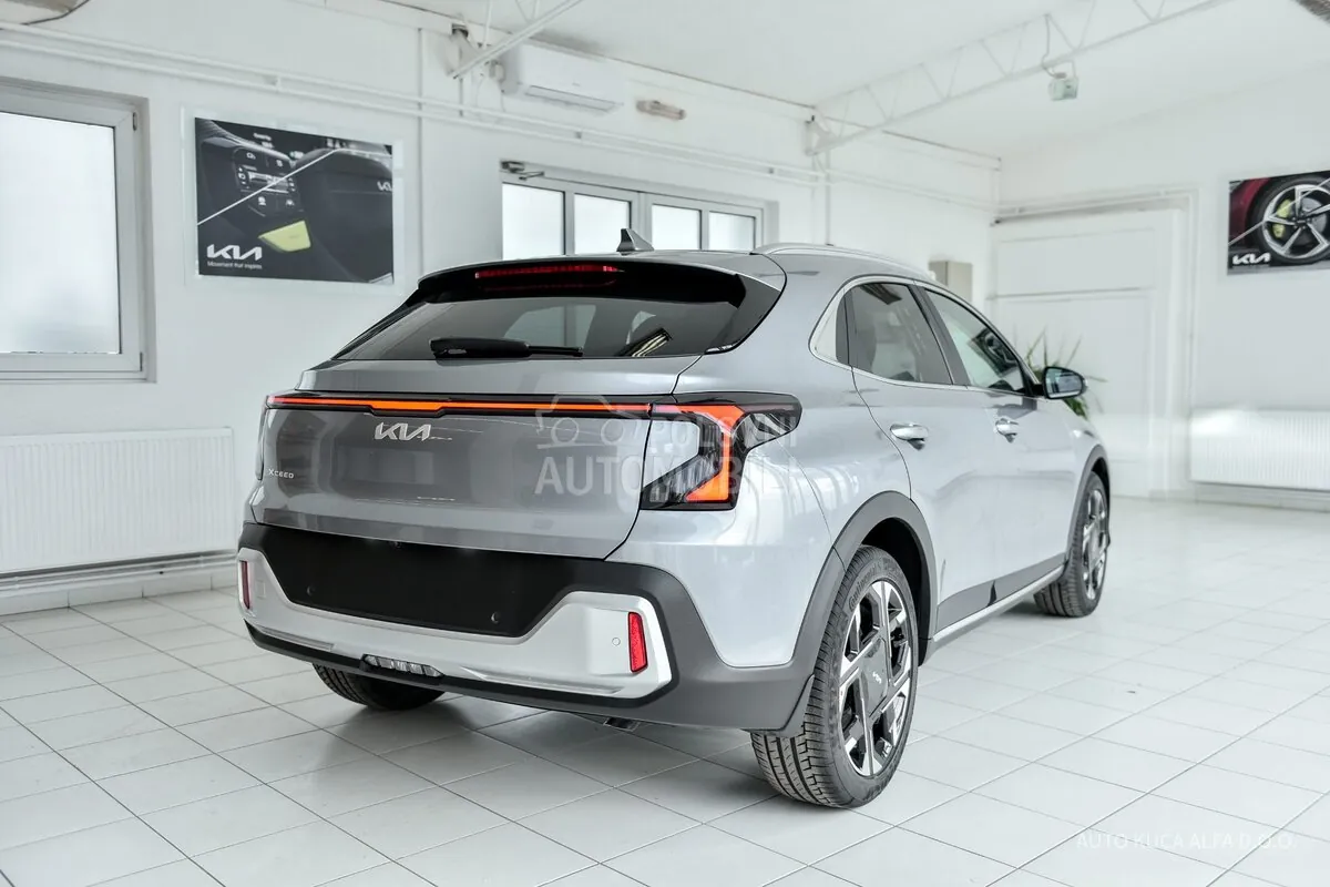 Kia Xceed 2026 photo 4