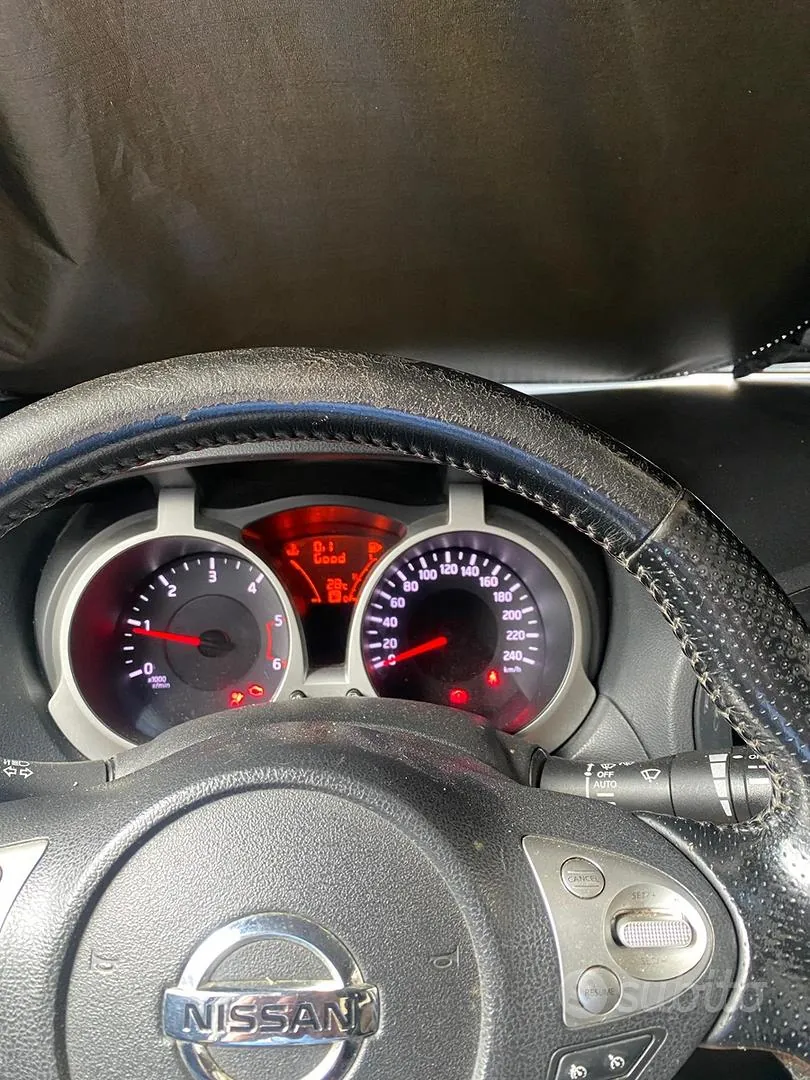 Nissan Juke 2015 photo 3