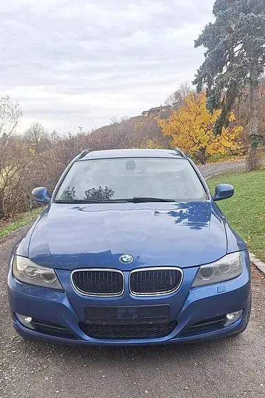 BMW 320D 2010 photo 5