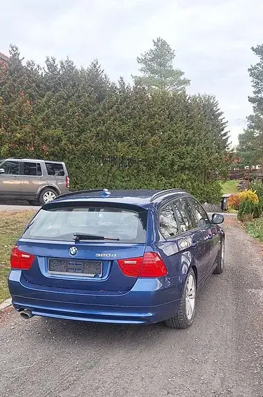 BMW 320D 2010 photo 3