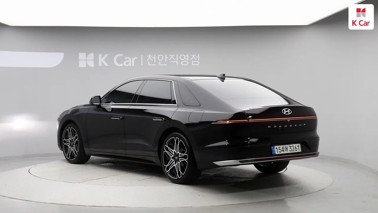 Hyundai Grandeur 2023 photo 2
