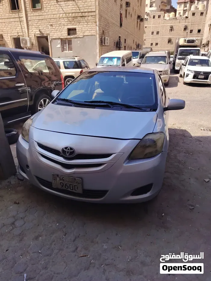 Toyota Yaris 2009 photo 2