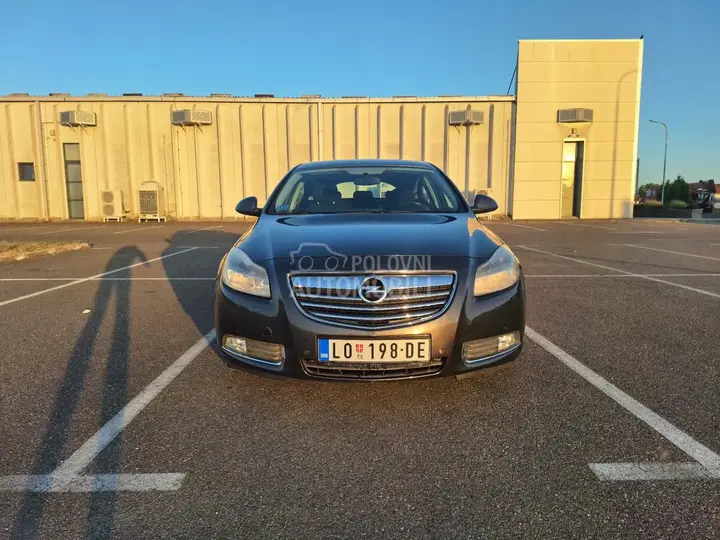 Opel Insignia 2012 photo 2