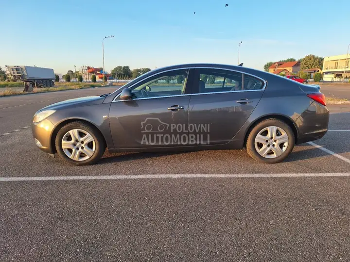 Opel Insignia 2012 photo 3