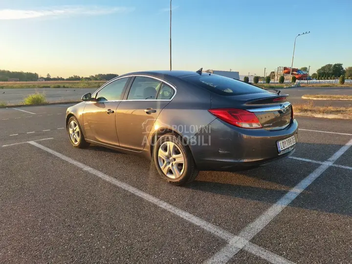 Opel Insignia 2012 photo 4