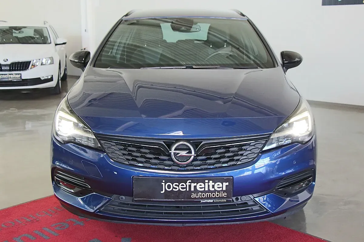 Opel Astra 2021 photo 2