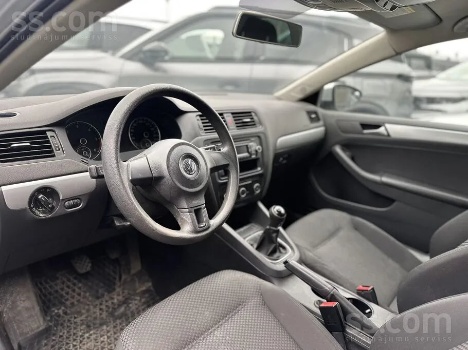 Volkswagen Jetta 2013 photo 4