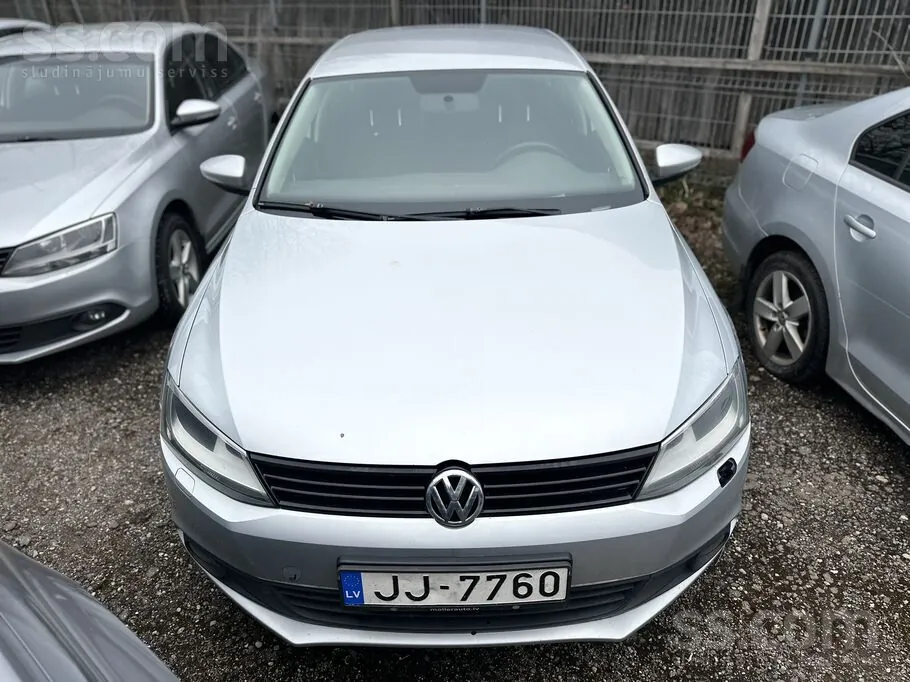 Volkswagen Jetta 2013 photo 2