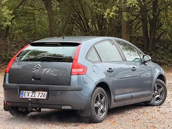Citroen C4 2007 photo 2