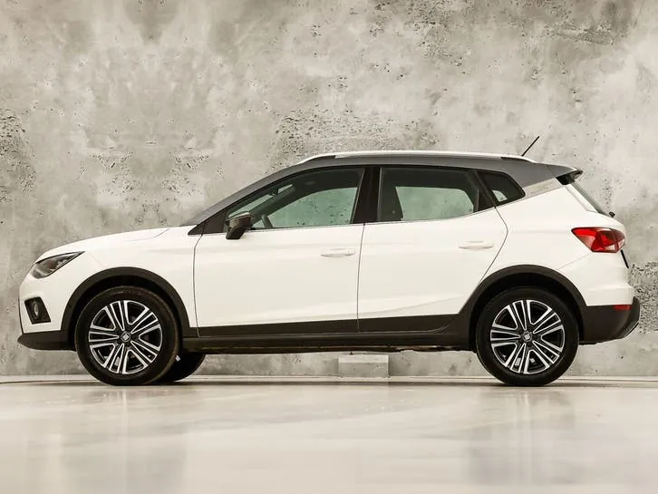 Seat Arona 2018 photo 2