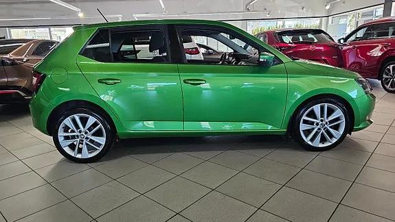 Skoda Fabia 2015 photo 5