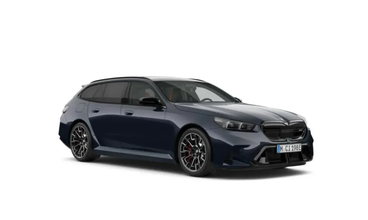 BMW 5 Series photo 3