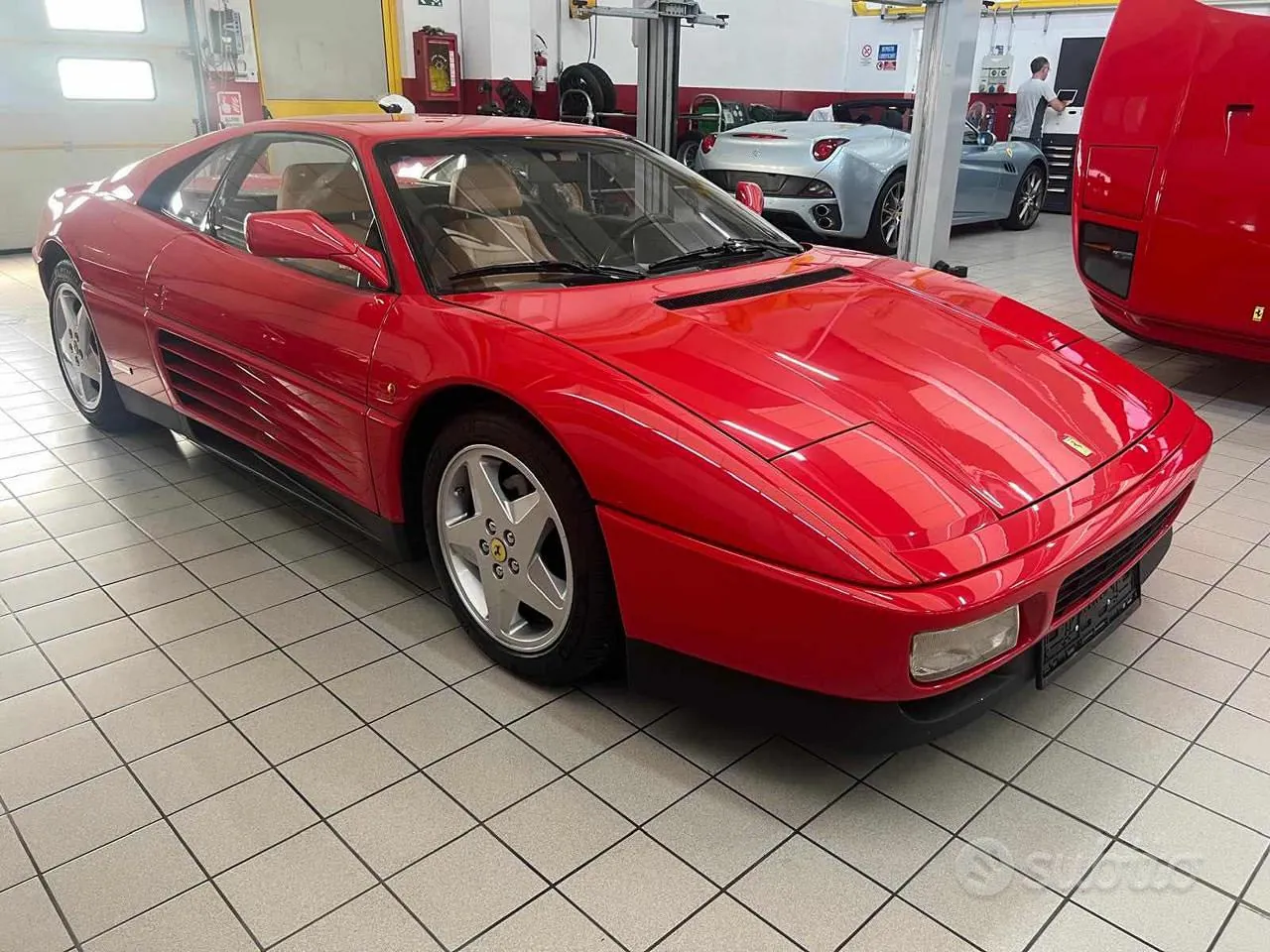Ferrari 348 1990 photo 2