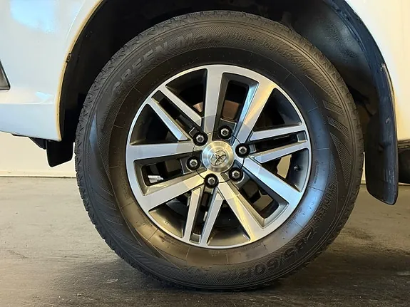 Toyota Hilux 2017 photo 4
