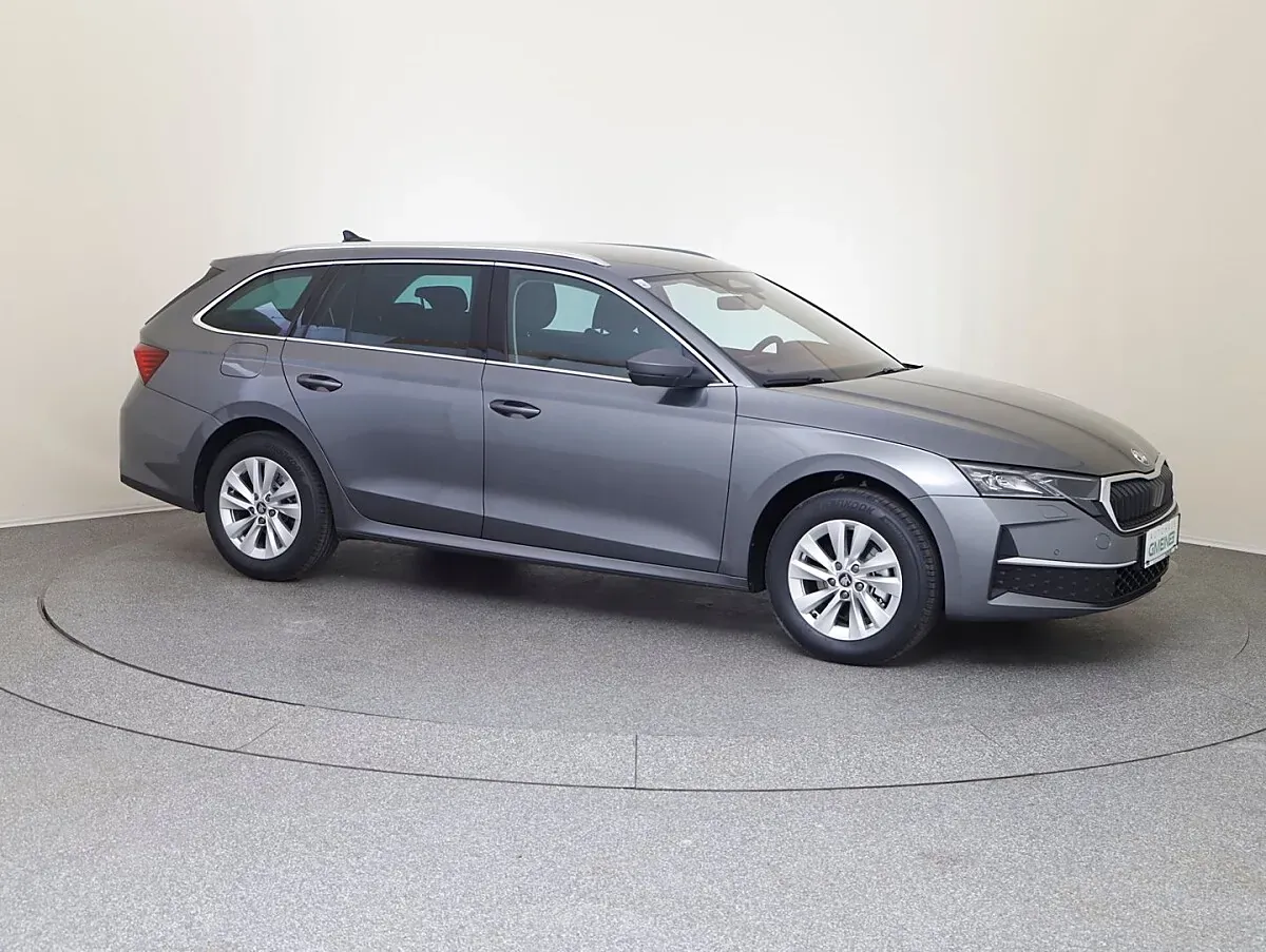 Skoda Octavia 2026 photo 3