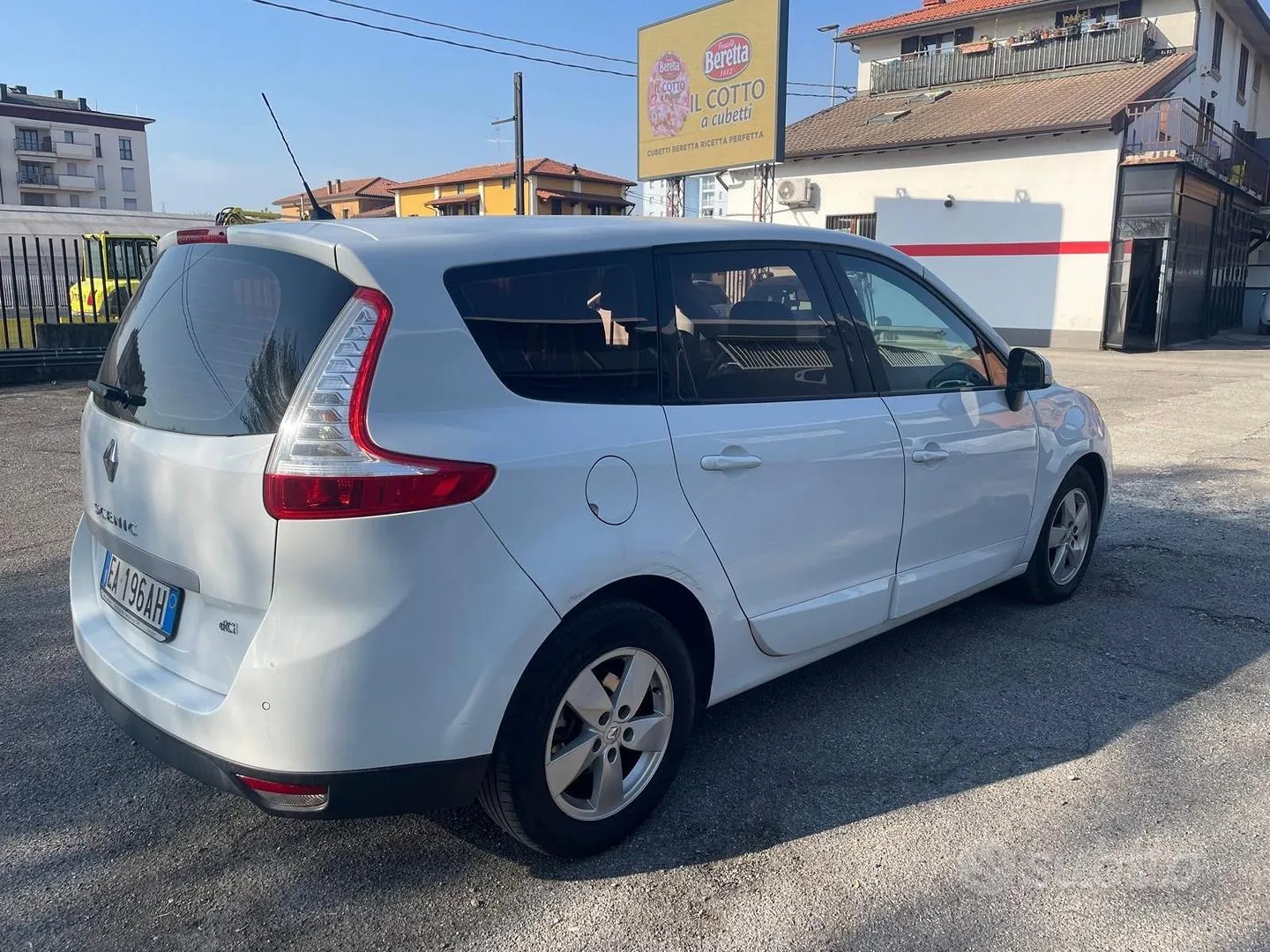 Renault Scenic 2009 photo 4