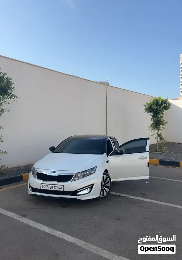 Kia K5 2012 photo 5