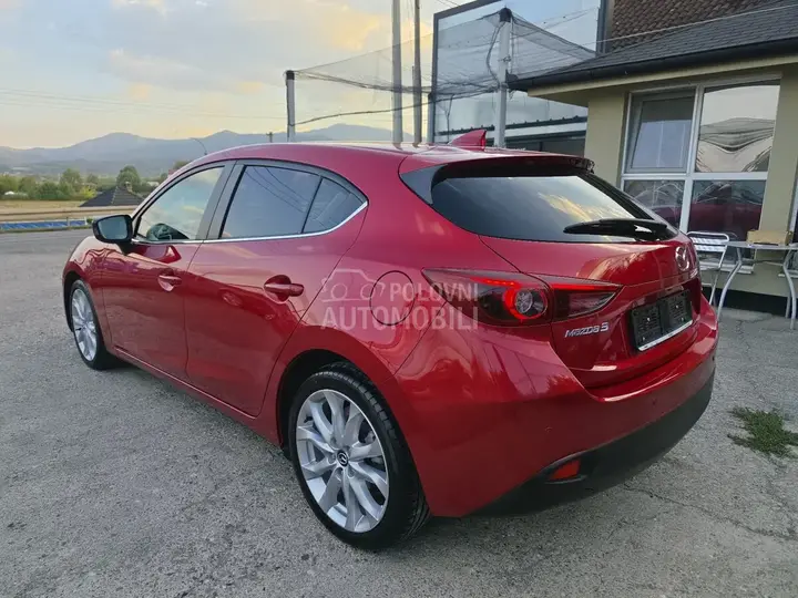 Mazda 3 2016 photo 4
