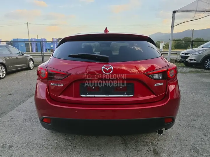 Mazda 3 2016 photo 5