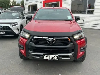 Toyota Hilux 2023 photo 3
