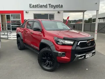 Toyota Hilux 2023 photo 2