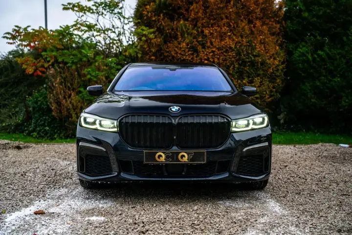 BMW 7 Series 2020 photo 2