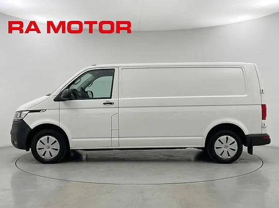 Volkswagen Transporter 2024 photo 2